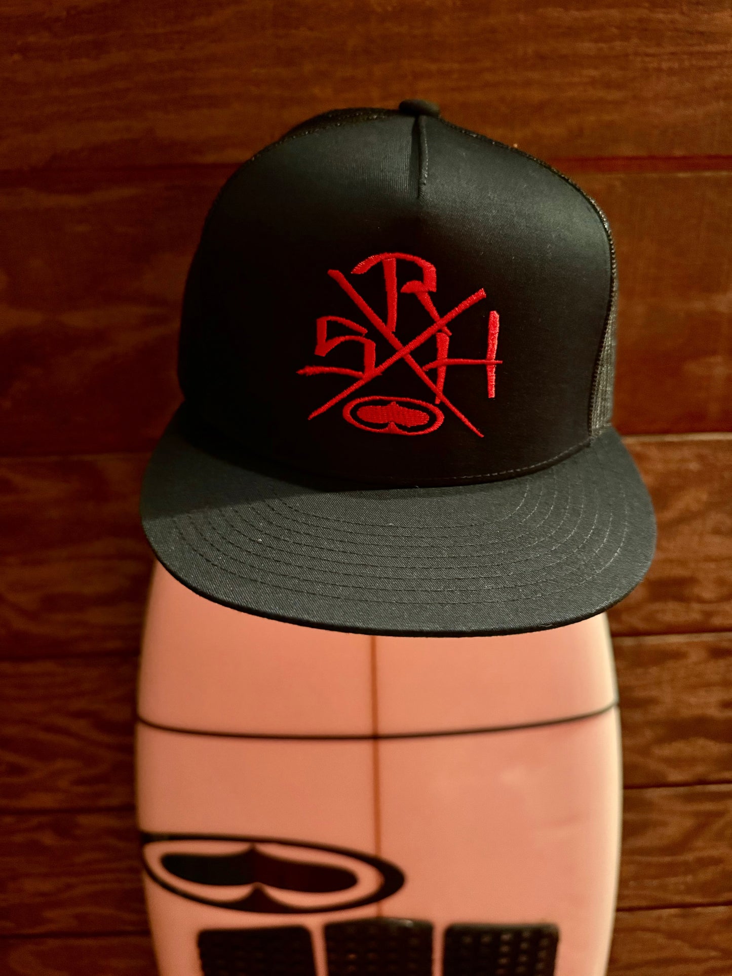 Placas Trucker Hat (Red/Black)