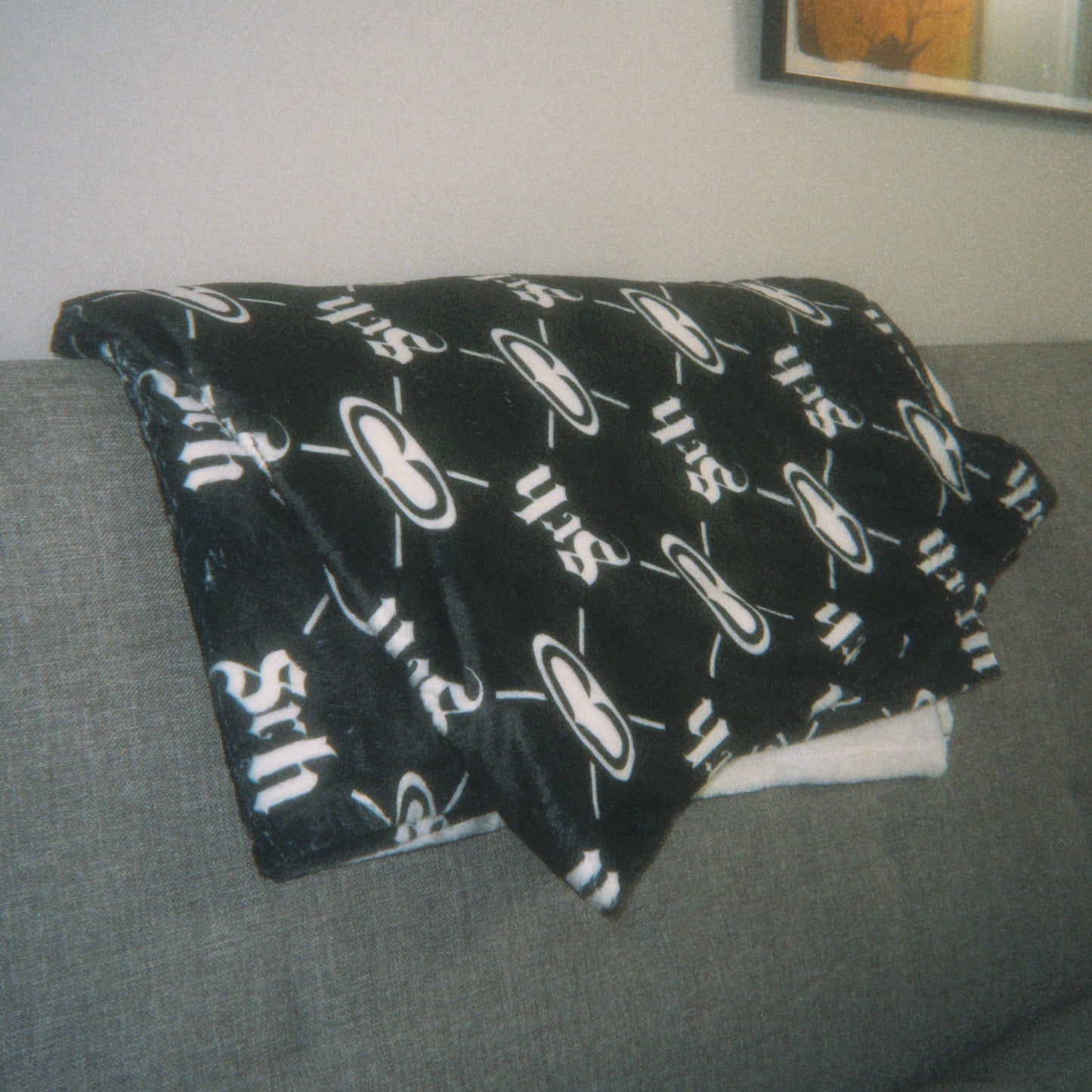 Louis Blanket (Black)